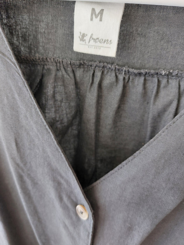 Blusa grafito con amarra - Lina Sustentable, ropa Niño Chile, ropa de niño en oferta