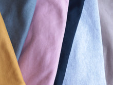 Cargar imagen en el visor de la galería, Polerón canguro algodón rosado - Lina Sustentable, ropa Niño Chile, ropa de niño en oferta
