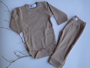 Conjunto body-panty bebé algodón café - Lina Sustentable, ropa Niño Chile, ropa de niño en oferta
