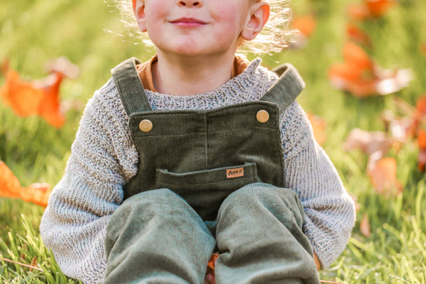 Jardinera cotelé verde - Lina Sustentable, ropa Niño Chile, ropa de niño en oferta