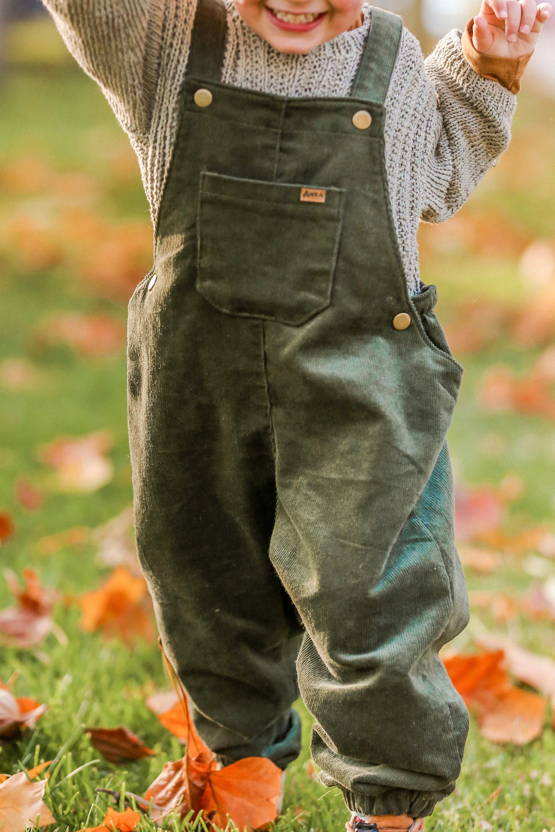 Jardinera cotelé verde - Lina Sustentable, ropa Niño Chile, ropa de niño en oferta