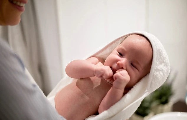 Toalla delantal - Lina Sustentable, ropa Niño Chile, ropa de niño en oferta